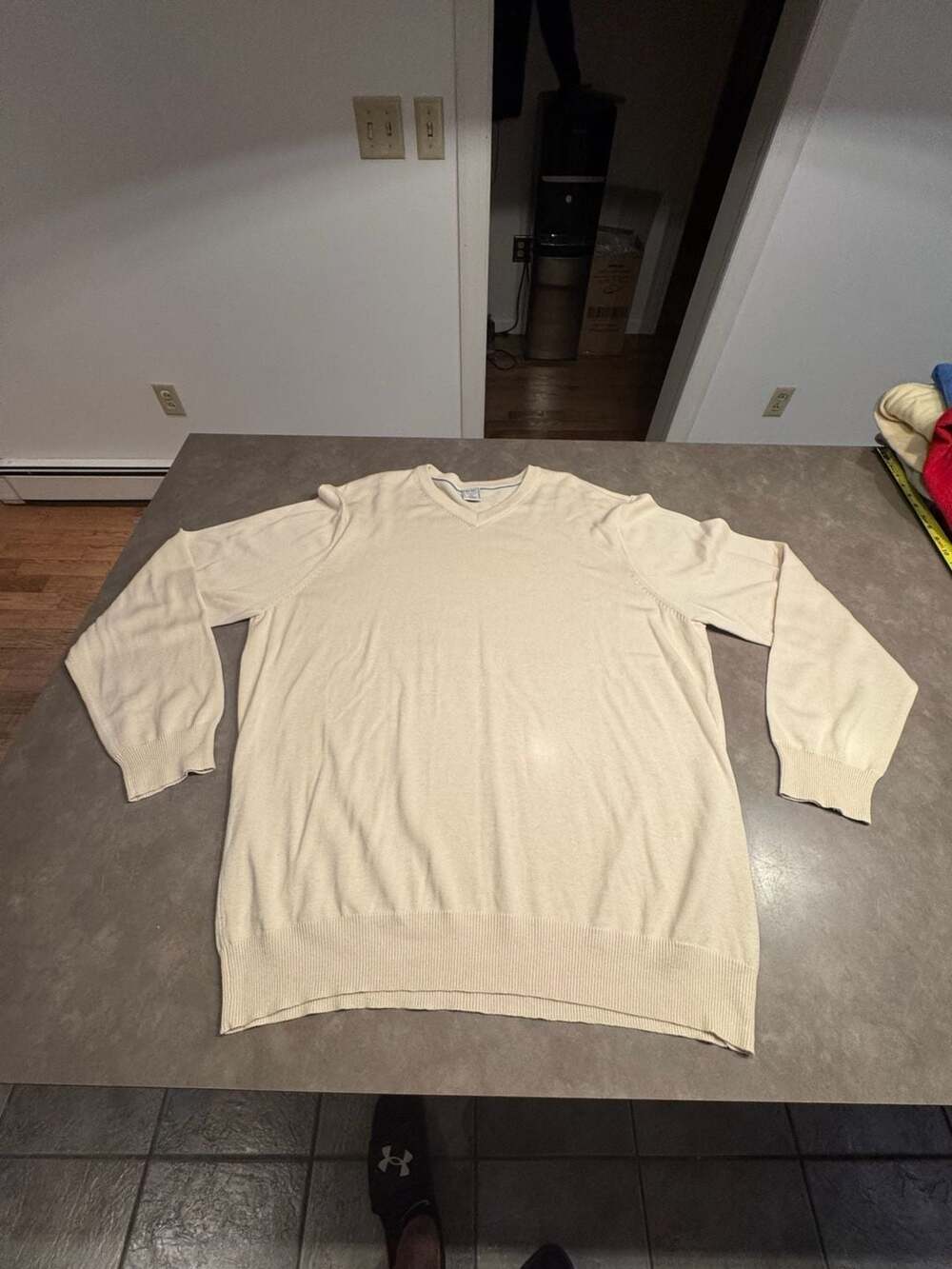 Vintage Old Navy Brand  Beige V-Neck Pullover Sweater